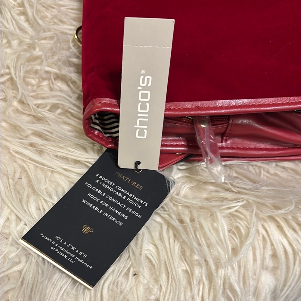 Red Travel Purse - Picture 4 of 5